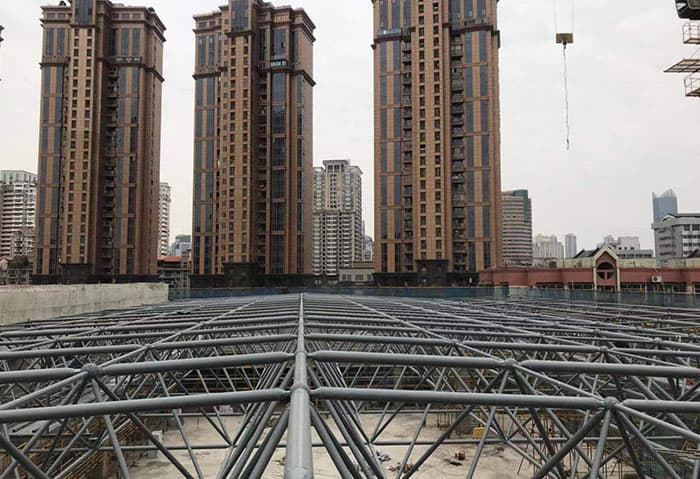 苏州螺栓球网架结构