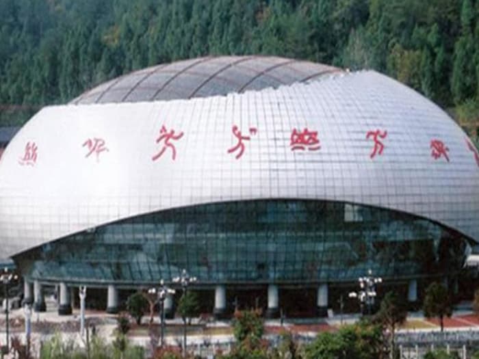 苏州体育中心球形网架加工安装